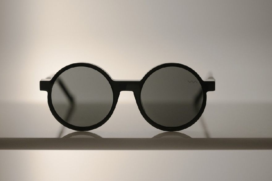 Lunettes de soleil noires